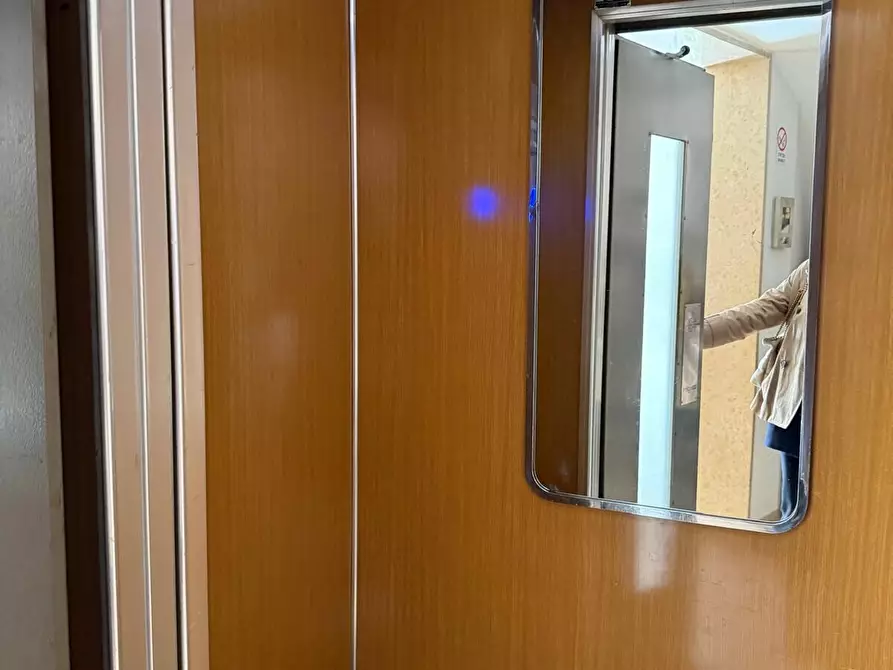 Immagine 7 di Appartamento in vendita  in Calle del Gambero a Venezia