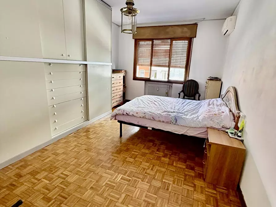 Immagine 17 di Appartamento in vendita  in Calle del Gambero a Venezia