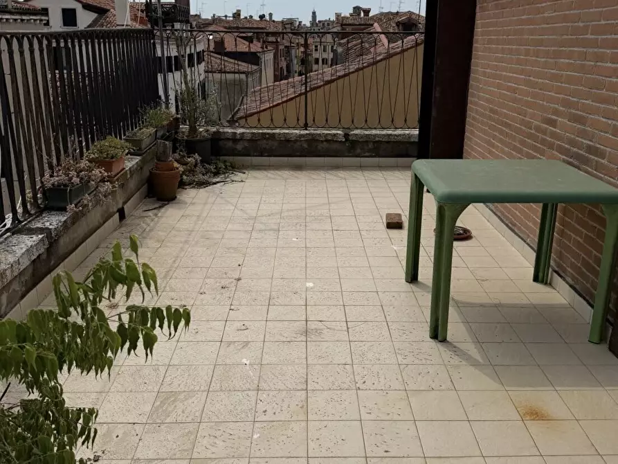 Immagine 5 di Appartamento in vendita  in Ponte Santa Caterina a Venezia