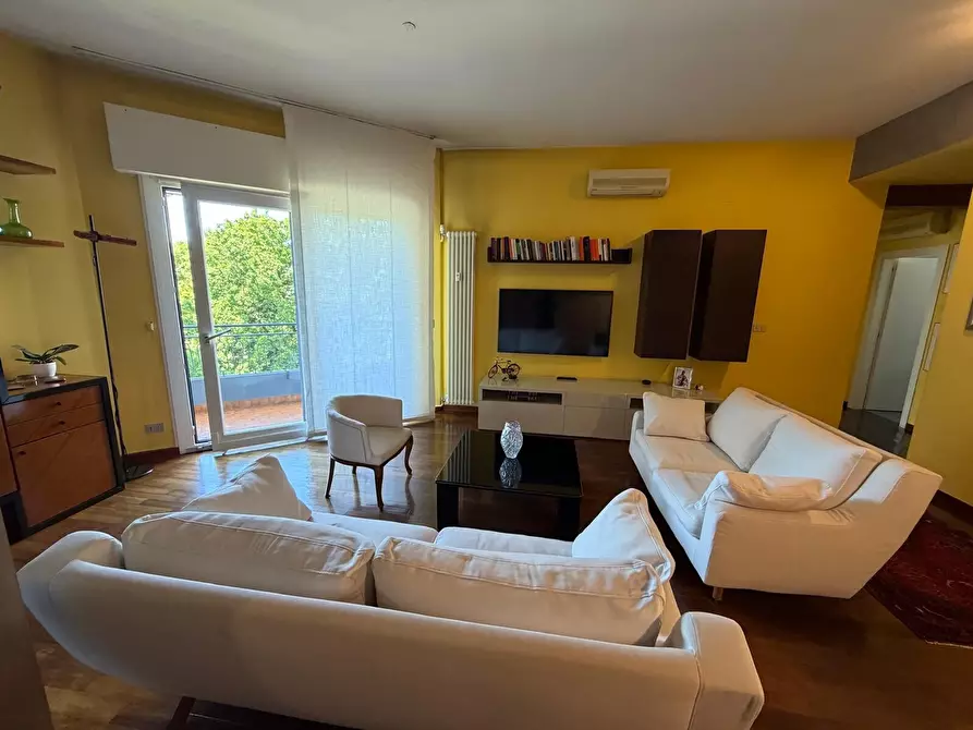 Immagine 12 di Appartamento in vendita  in Via Circonvallazione a Venezia