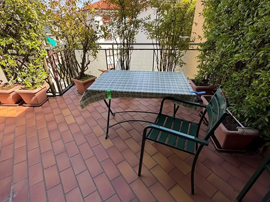 Immagine 1 di Appartamento in vendita  in Viale Amerigo Vespucci a Venezia