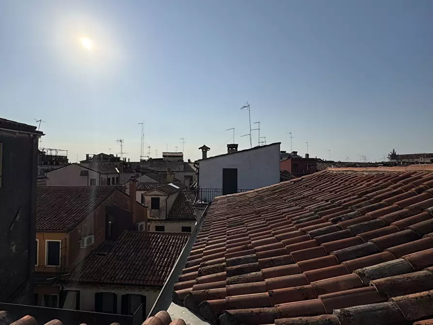 Immagine 48 di Appartamento in vendita  in Campo San Canciano a Venezia
