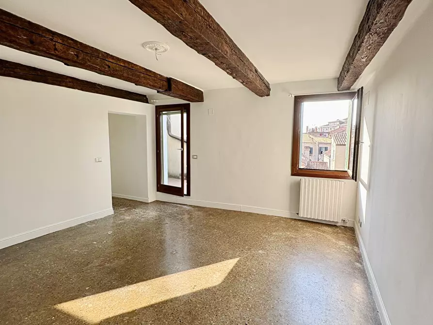 Immagine 8 di Appartamento in vendita  in Campo San Canciano a Venezia