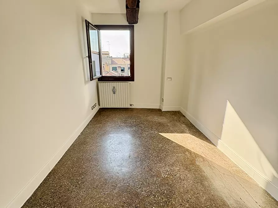Immagine 23 di Appartamento in vendita  in Campo San Canciano a Venezia