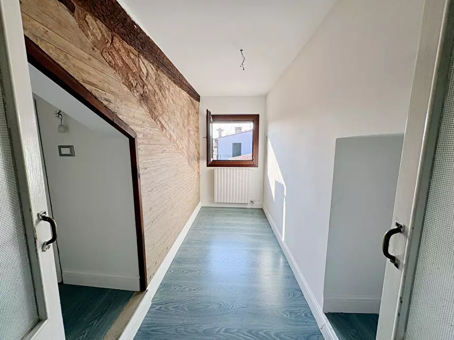 Immagine 49 di Appartamento in vendita  in Campo San Canciano a Venezia