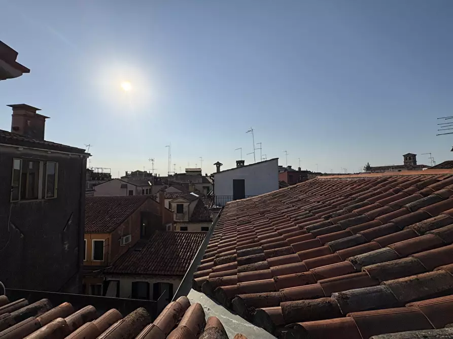 Immagine 47 di Appartamento in vendita  in Campo San Canciano a Venezia