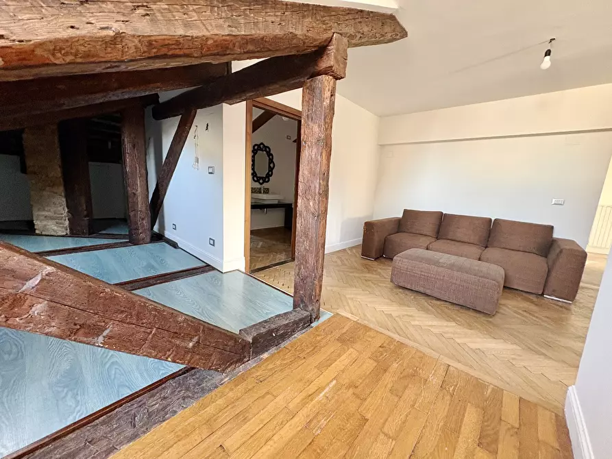 Immagine 35 di Appartamento in vendita  in Campo San Canciano a Venezia
