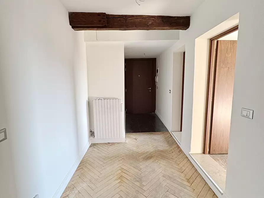 Immagine 2 di Appartamento in vendita  in Campo San Canciano a Venezia