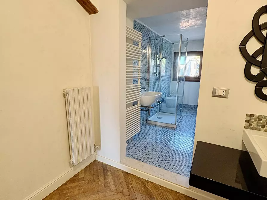 Immagine 54 di Appartamento in vendita  in Campo San Canciano a Venezia
