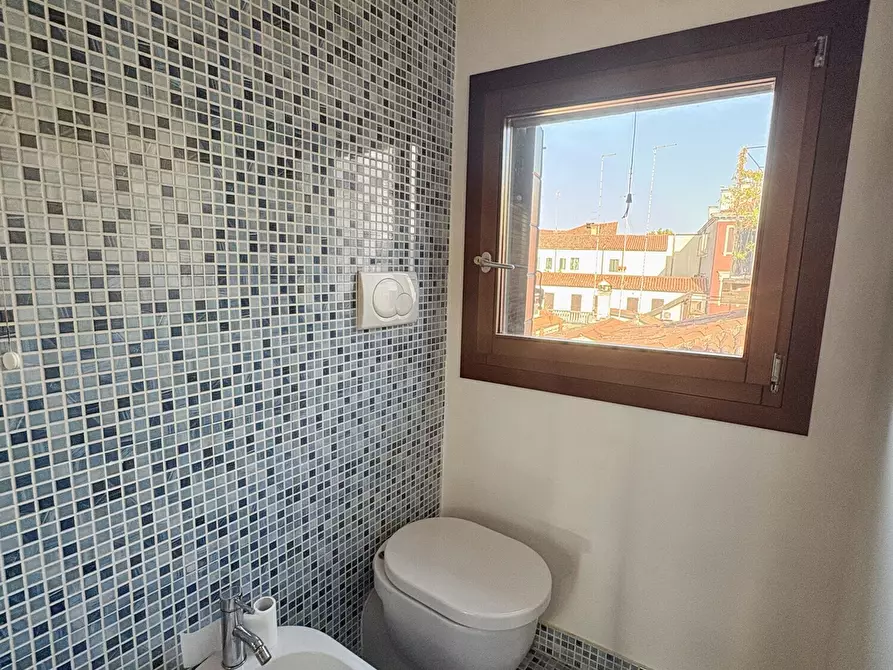 Immagine 56 di Appartamento in vendita  in Campo San Canciano a Venezia