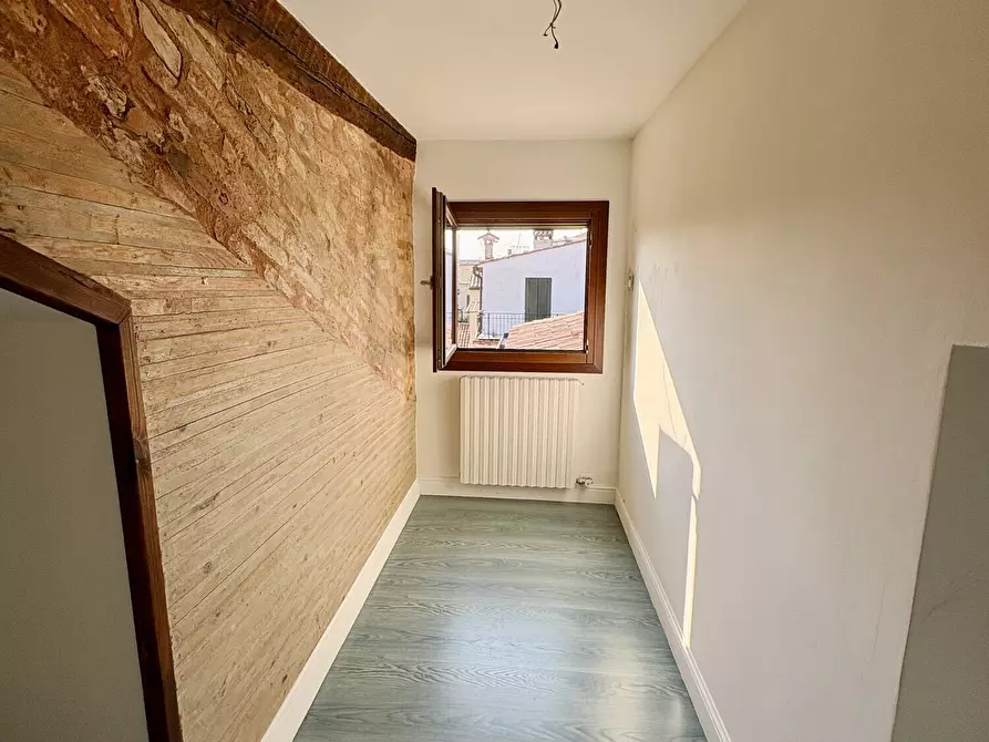 Immagine 50 di Appartamento in vendita  in Campo San Canciano a Venezia