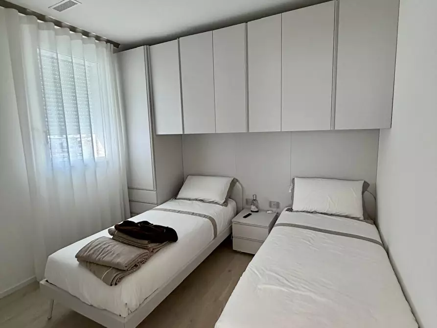 Immagine 28 di Appartamento in vendita  in Piazza Manzoni a Jesolo