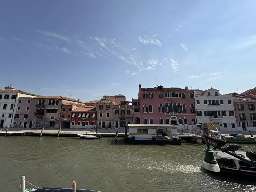 Immagine 6 di Appartamento in vendita  in Ponte tre Archi a Venezia