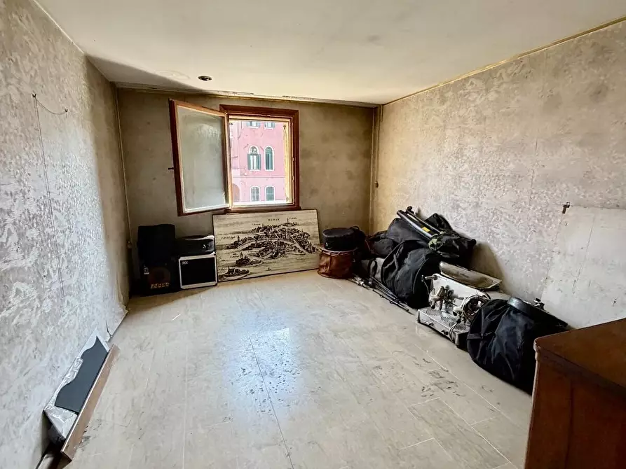 Immagine 23 di Appartamento in vendita  in Ponte tre Archi a Venezia