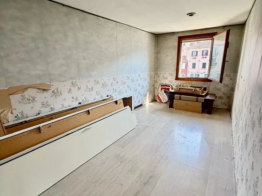 Immagine 28 di Appartamento in vendita  in Ponte tre Archi a Venezia