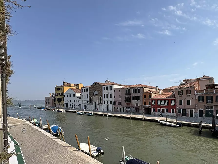 Immagine 1 di Appartamento in vendita  in Ponte tre Archi a Venezia