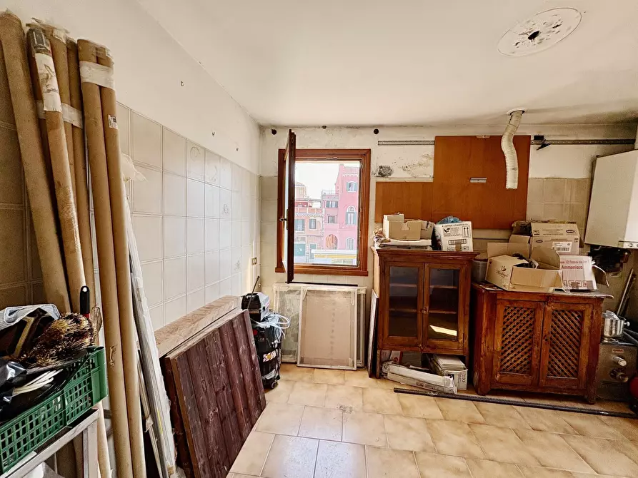 Immagine 16 di Appartamento in vendita  in Ponte tre Archi a Venezia