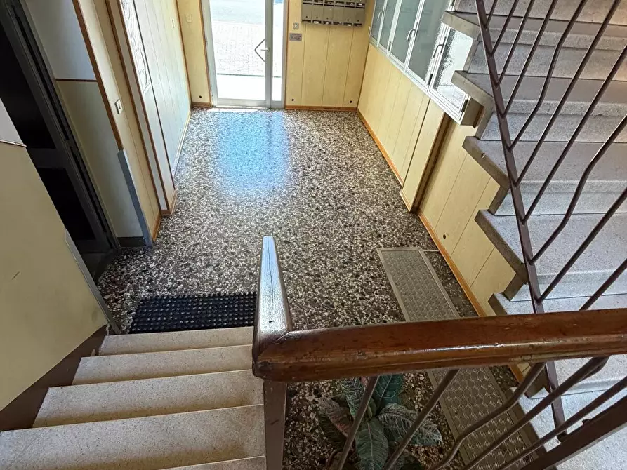 Immagine 25 di Appartamento in affitto  in Da Verrazzano a Venezia