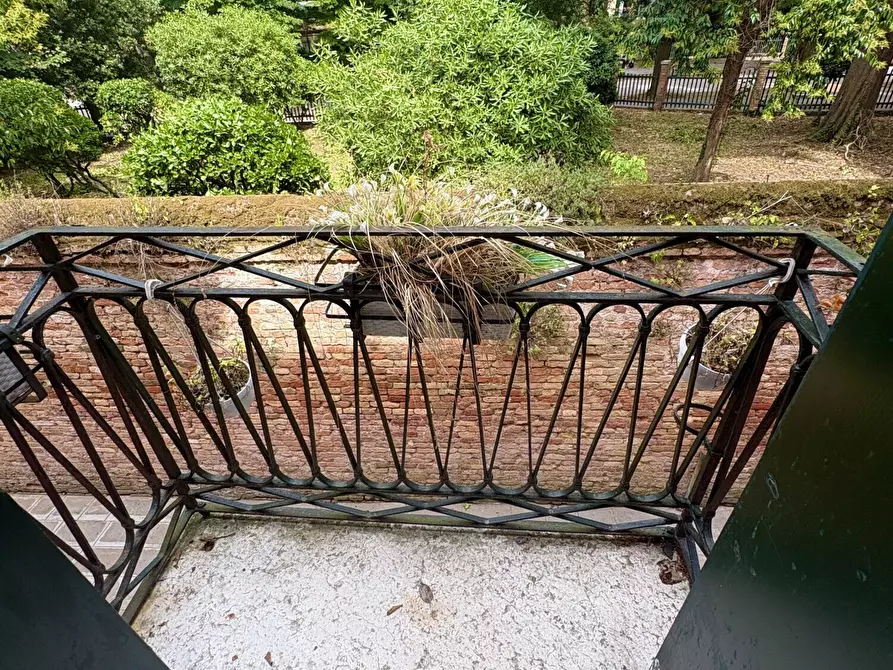 Immagine 12 di Appartamento in vendita  in Calle San Domenico a Venezia