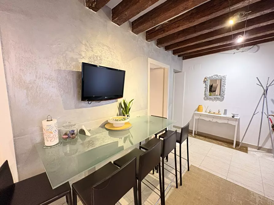Immagine 3 di Appartamento in vendita  in Calle San Domenico a Venezia