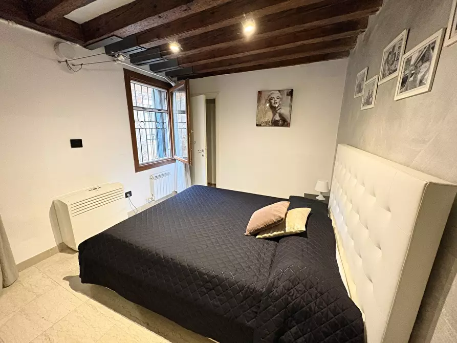 Immagine 7 di Appartamento in vendita  in Calle San Domenico a Venezia