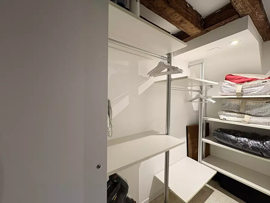 Immagine 12 di Appartamento in vendita  in Calle San Domenico a Venezia