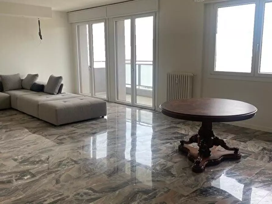 Immagine 10 di Appartamento in vendita  in Piazzale Candiani a Venezia