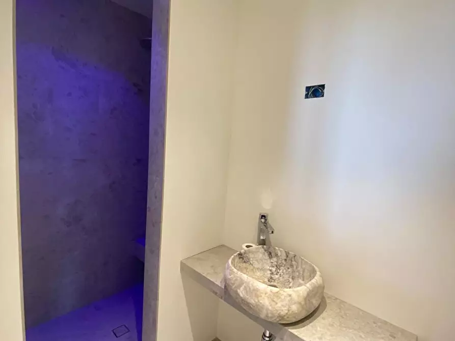 Immagine 19 di Appartamento in vendita  in Piazzale Candiani a Venezia