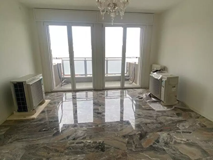 Immagine 12 di Appartamento in vendita  in Piazzale Candiani a Venezia