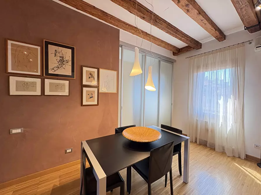 Immagine 13 di Appartamento in vendita  in Campo San Lorenzo a Venezia