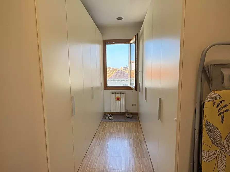 Immagine 39 di Appartamento in vendita  in Campo San Lorenzo a Venezia