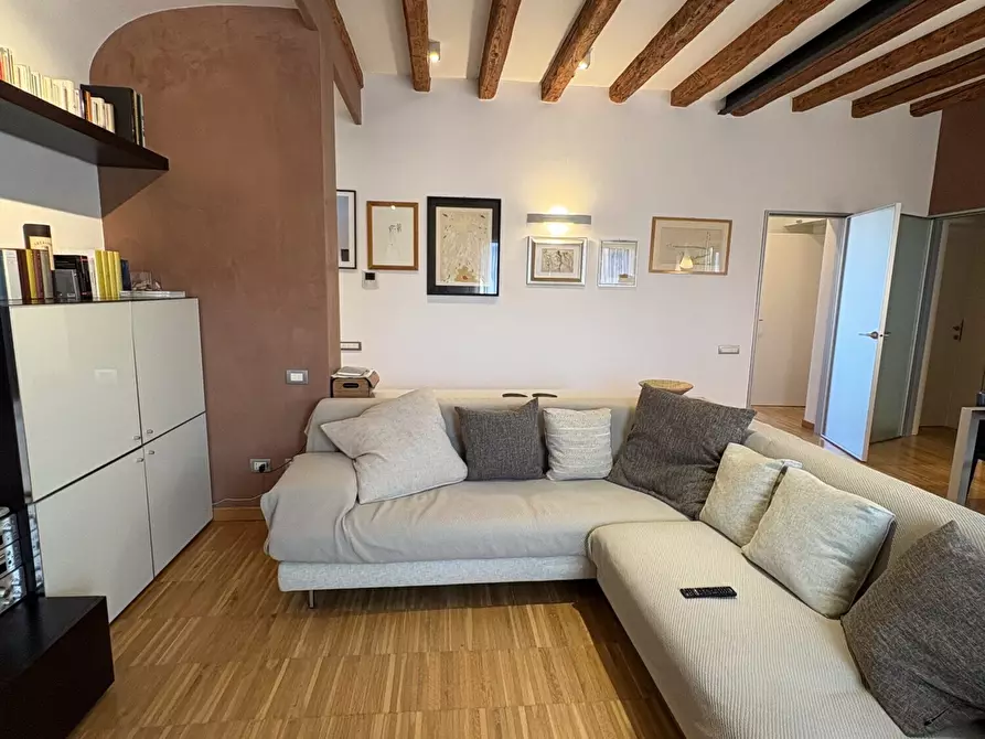 Immagine 9 di Appartamento in vendita  in Campo San Lorenzo a Venezia