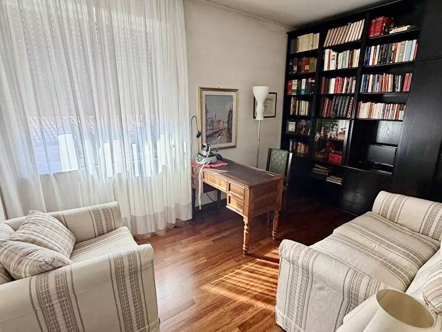 Immagine 22 di Appartamento in vendita  in via daniele Manin a Venezia