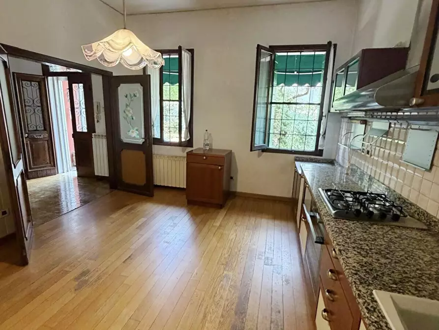 Immagine 24 di Villa in vendita  in Padre Reginaldo Giuliani a Venezia