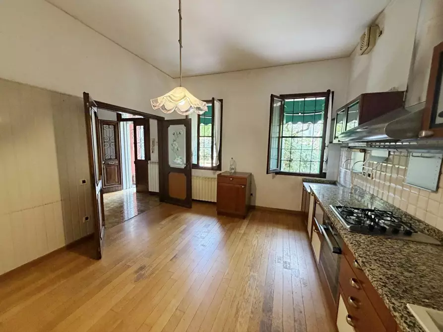 Immagine 23 di Villa in vendita  in Padre Reginaldo Giuliani a Venezia