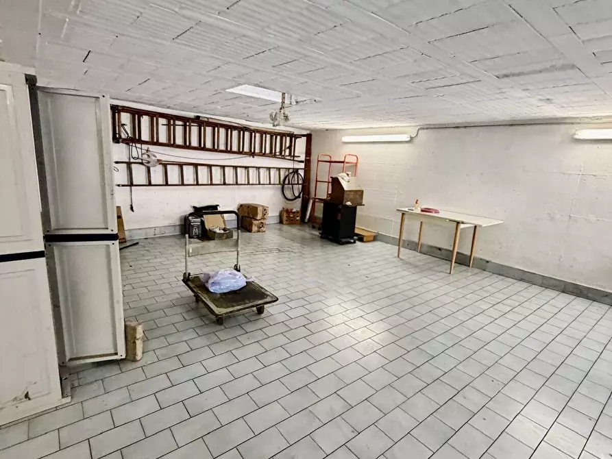 Immagine 44 di Villa in vendita  in Padre Reginaldo Giuliani a Venezia