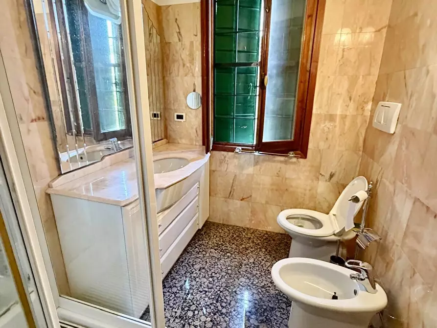 Immagine 38 di Villa in vendita  in Padre Reginaldo Giuliani a Venezia