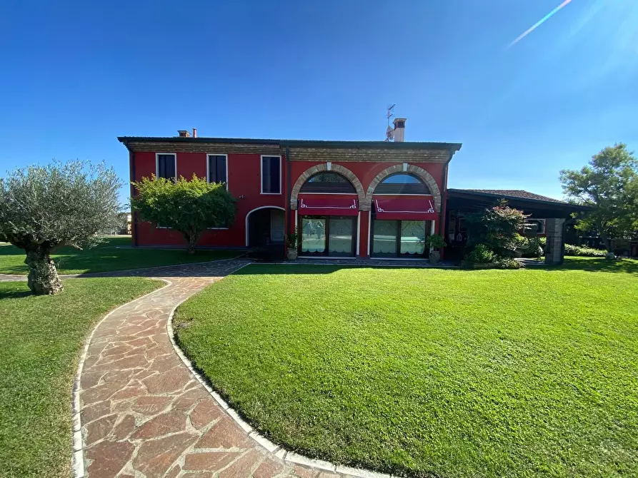 Immagine 15 di Villa in vendita  in viale don sturzo a Annone Veneto