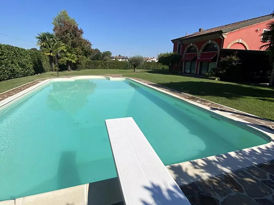 Immagine 5 di Villa in vendita  in viale don sturzo a Annone Veneto