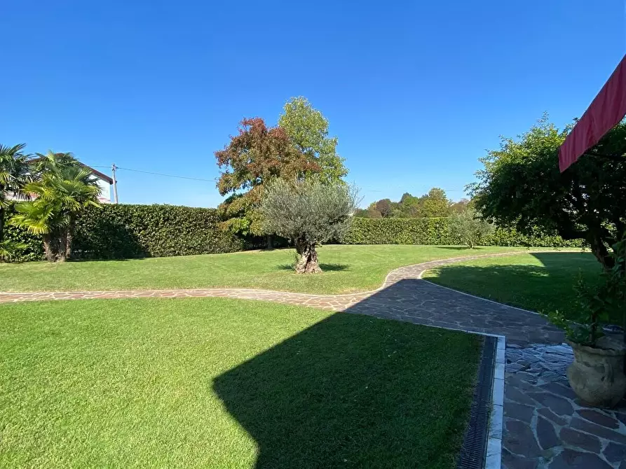 Immagine 17 di Villa in vendita  in viale don sturzo a Annone Veneto