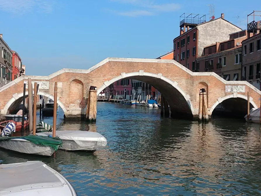 Immagine 2 di Appartamento in vendita  in Sestiere Cannaregio 511 a Venezia
