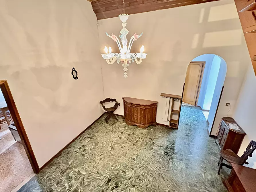 Immagine 15 di Appartamento in vendita  in Campo do pozzi a Venezia