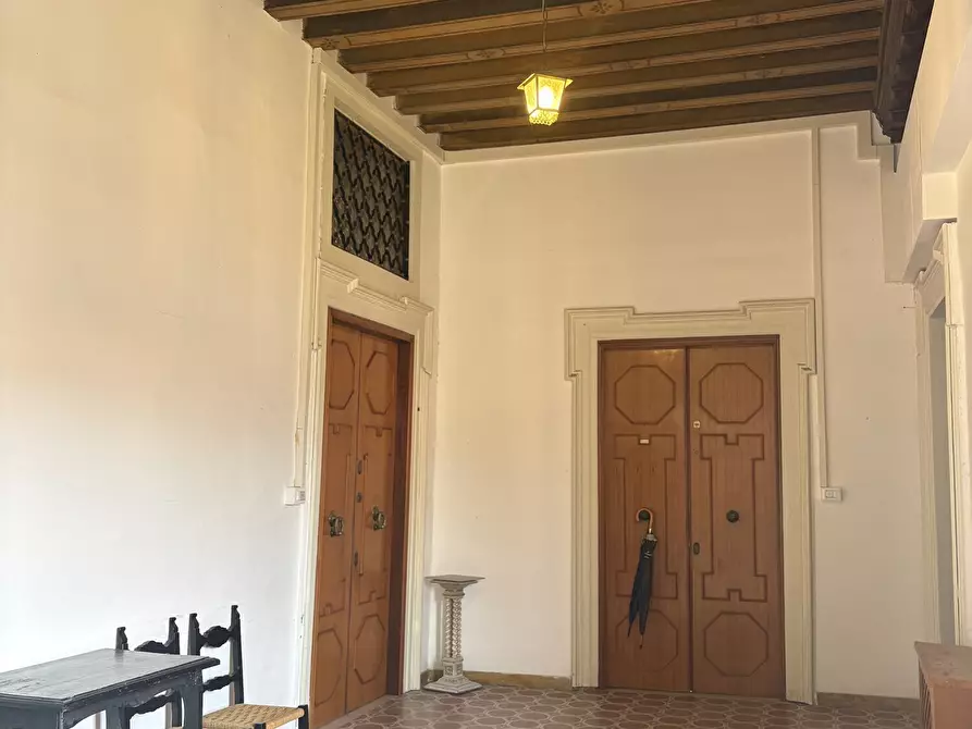 Immagine 12 di Appartamento in vendita  in Campo do pozzi a Venezia