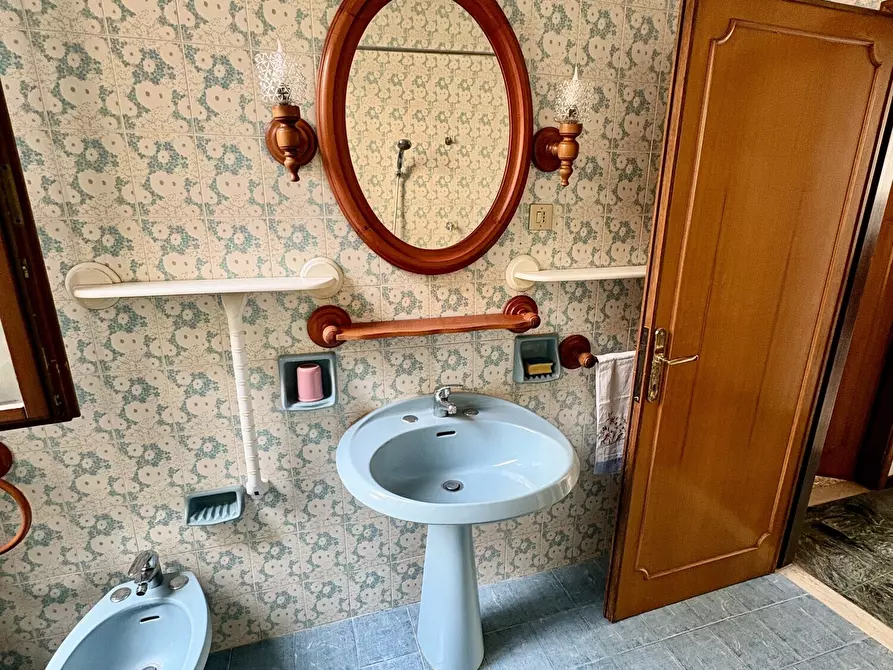 Immagine 41 di Appartamento in vendita  in Campo do pozzi a Venezia