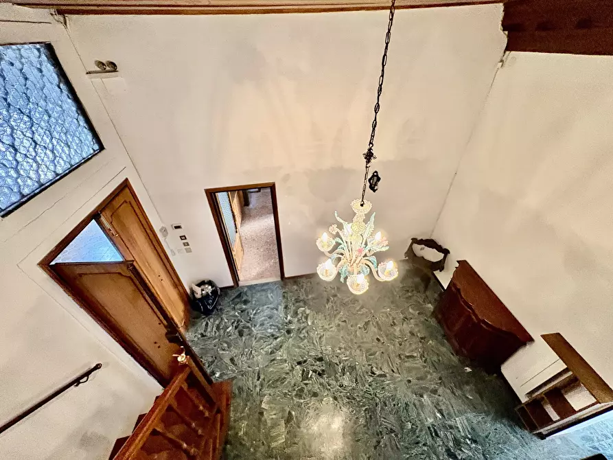 Immagine 16 di Appartamento in vendita  in Campo do pozzi a Venezia