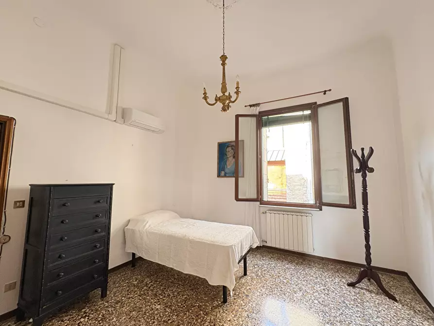 Immagine 36 di Appartamento in vendita  in Campo do pozzi a Venezia