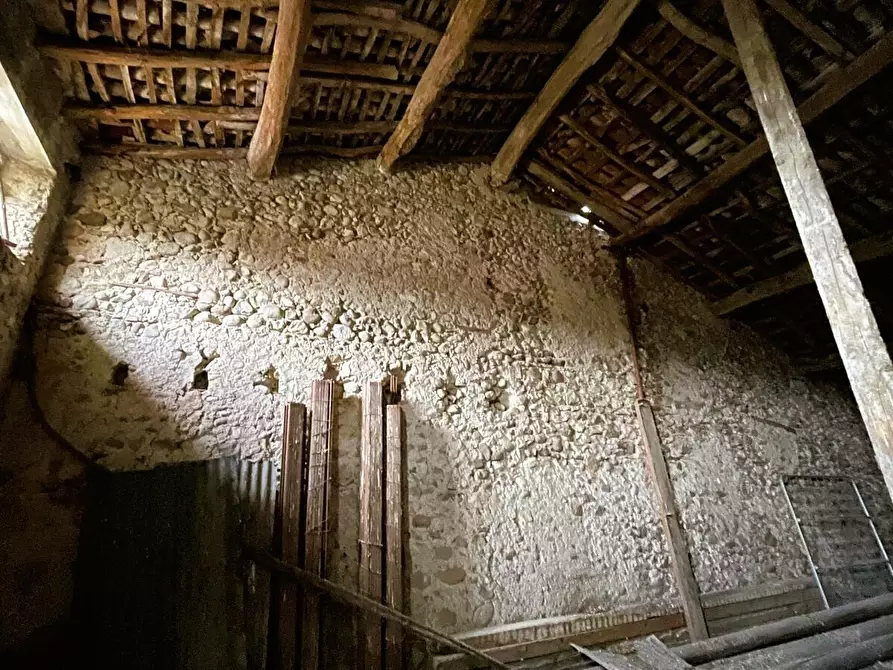Immagine 8 di Casa colonica in vendita  in località Forni  - Castellaro Lagusello 50 a Casalmoro