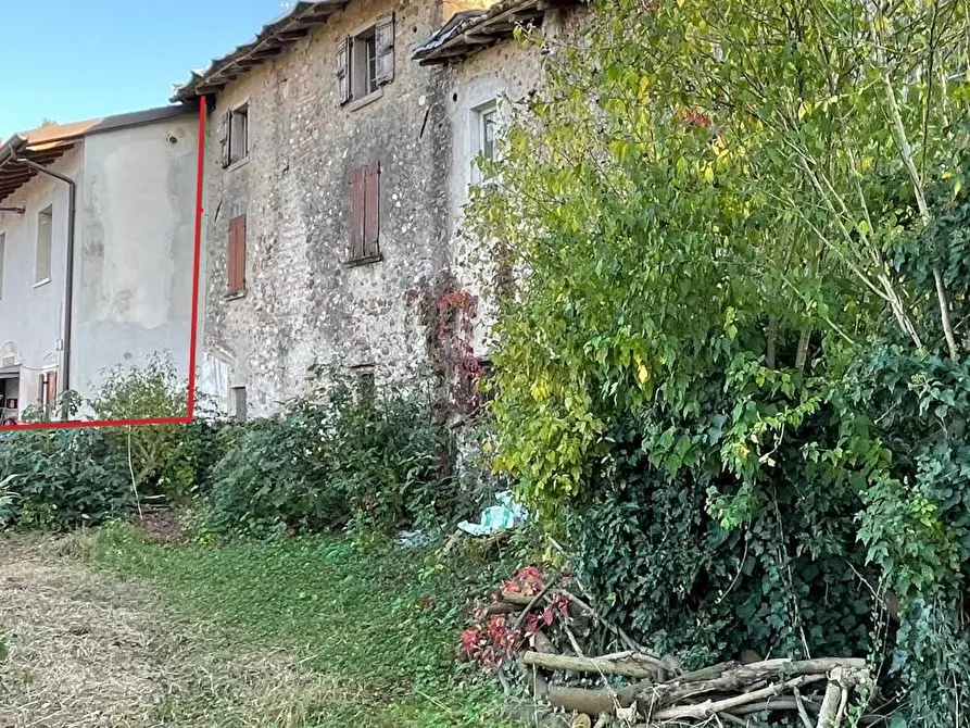 Immagine 10 di Casa colonica in vendita  in località Forni  - Castellaro Lagusello 50 a Casalmoro