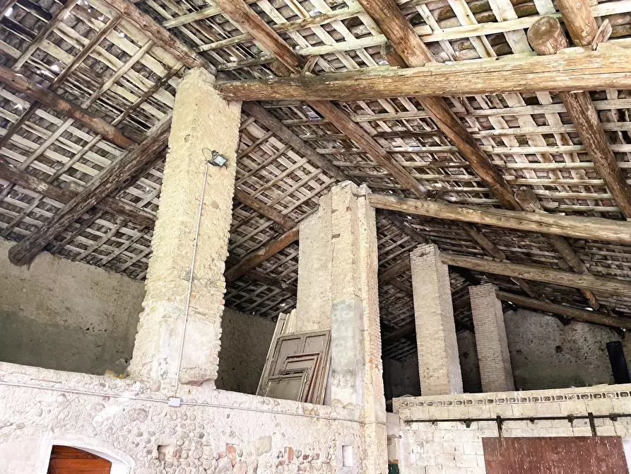 Immagine 9 di Casa colonica in vendita  in Pievemartina a Casalmoro