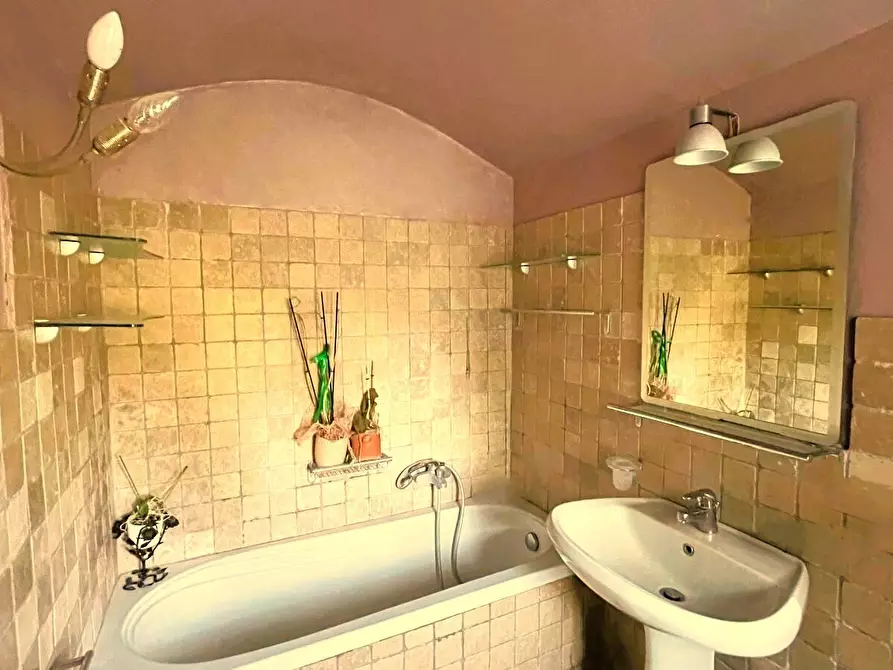 Immagine 20 di Villa in vendita  in Bastiglia, Castellaro Lagusello 6 a Casalmoro